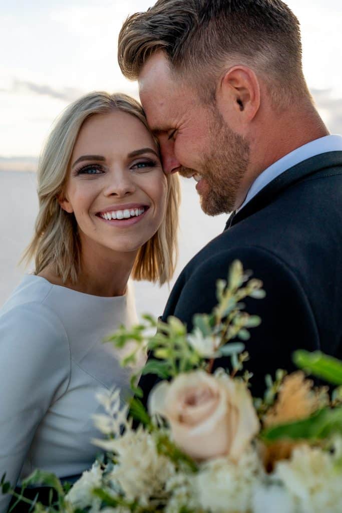 bonneville-salt-flats-utah-elopement-inspiration