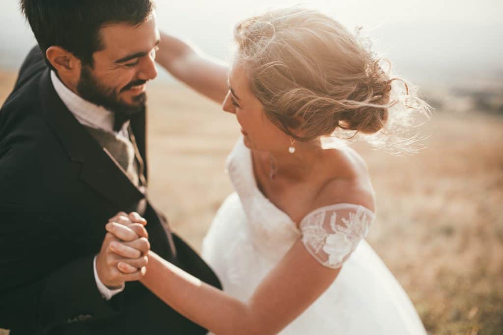 montana-mountain-elopement-hike-closeup