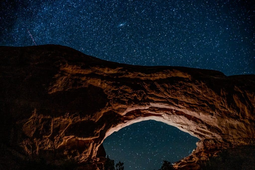 star-photography-arches-national-park-utah Elopement photos with the stars