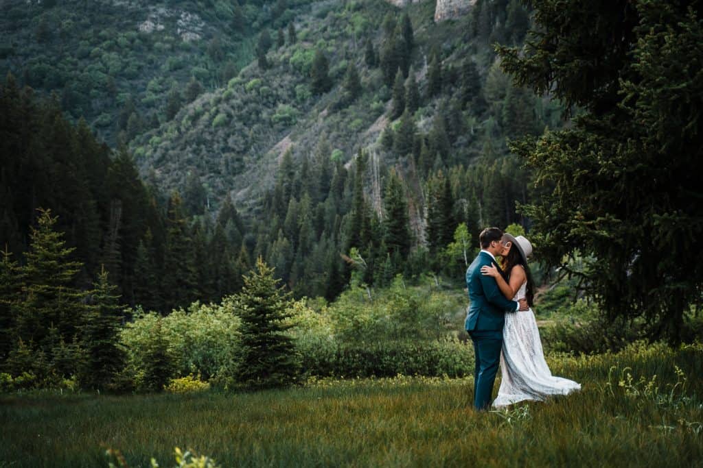 big-cottonwood-canyon-utah-adventure-elopement-inspiration