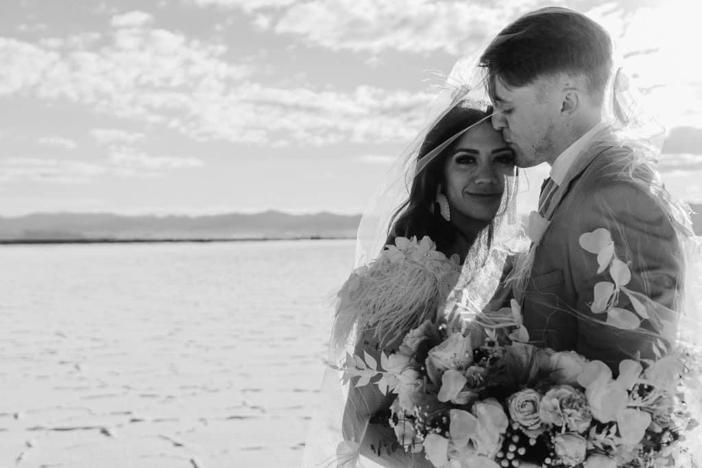 utah-salt-flats-elopement-inspiration