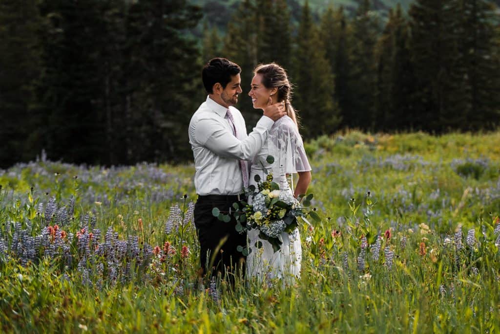 wildflowers-cecret-lake-adventure-elopement-utah