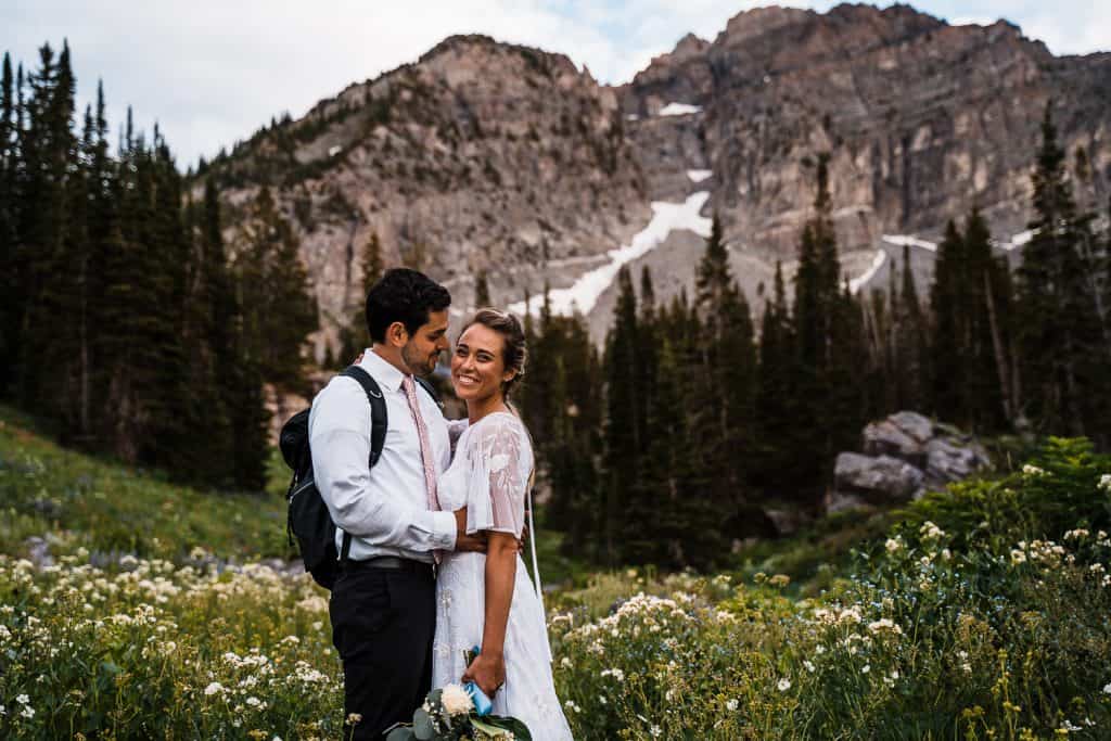 wildflowers-cecret-lake-adventure-elopement-utah