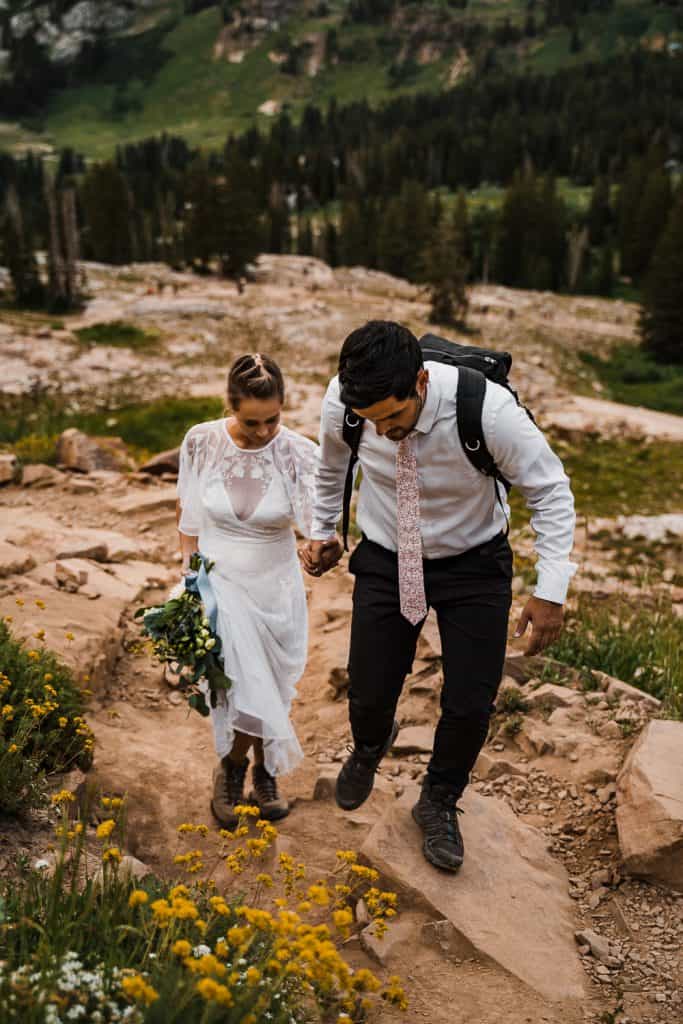 wildflowers-cecret-lake-adventure-elopement-utah