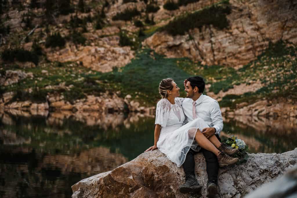 wildflowers-cecret-lake-adventure-elopement-utah