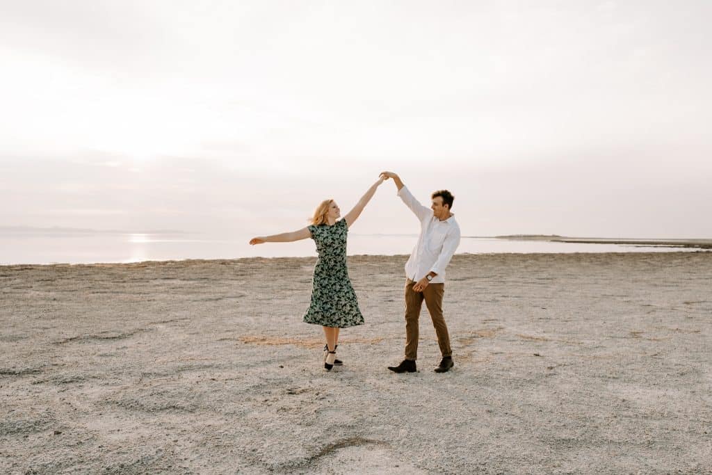 antelope-island-adventure-couples-engagement-utah-forever-to-the-moon