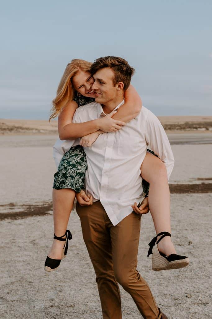 antelope-island-adventure-couples-engagement-utah-forever-to-the-moon