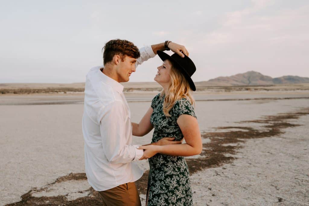 antelope-island-adventure-couples-engagement-utah-forever-to-the-moon