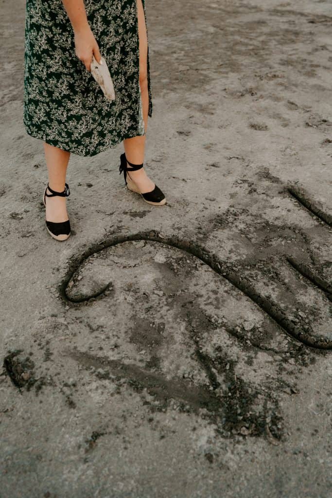 antelope-island-adventure-couples-engagement-utah-forever-to-the-moon