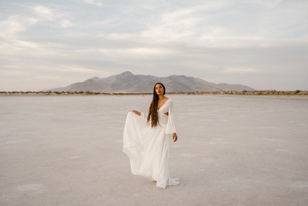 boho-salt-flats-utah-elopement