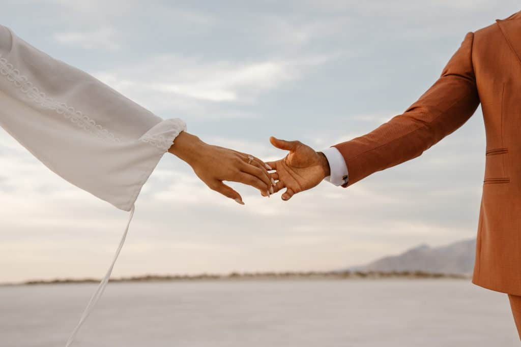 boho-salt-flats-utah-elopement