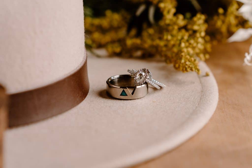 goblin-valley-elopement-utah