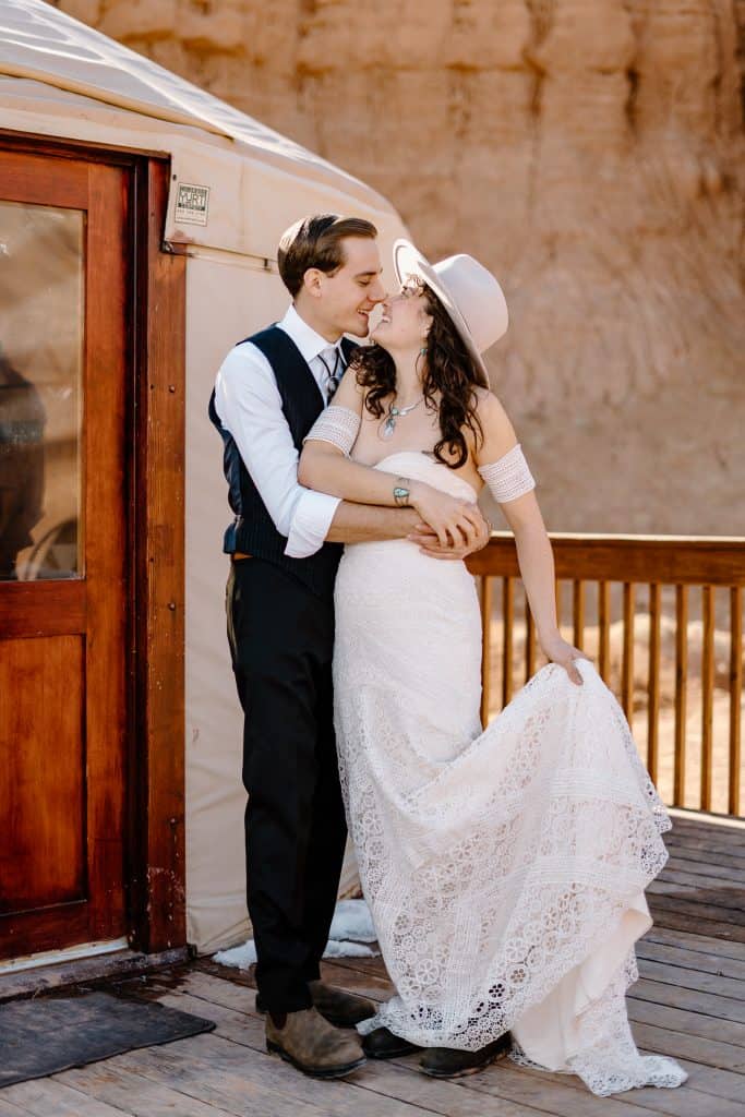 goblin-valley-elopement-utah