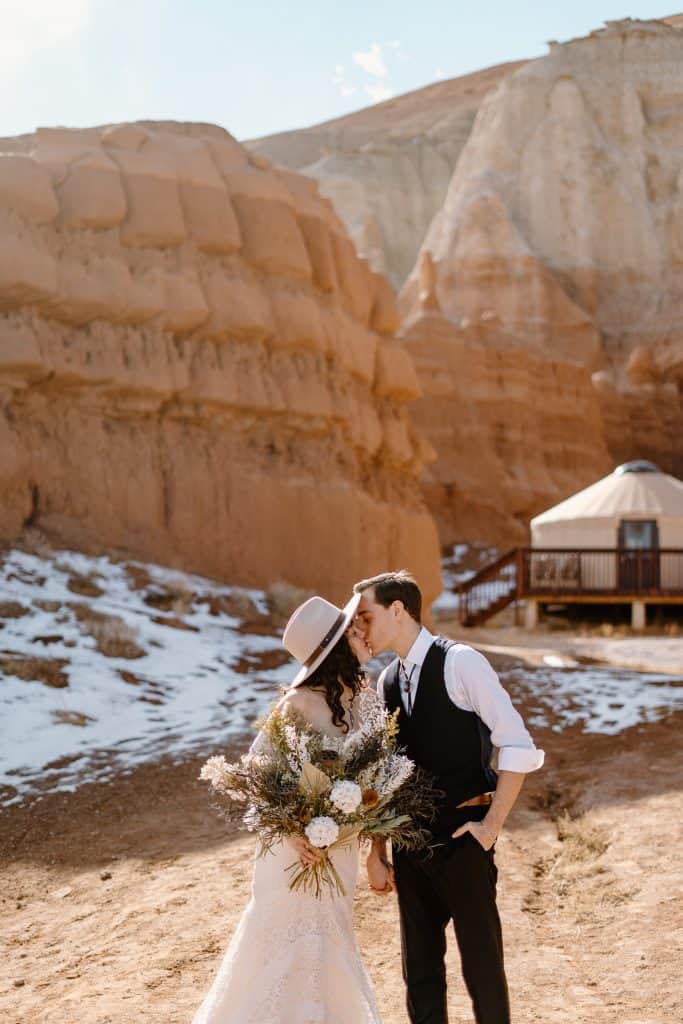 goblin-valley-elopement-utah