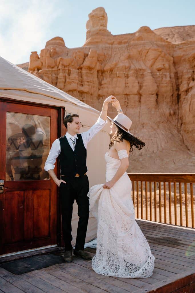 goblin-valley-elopement-utah