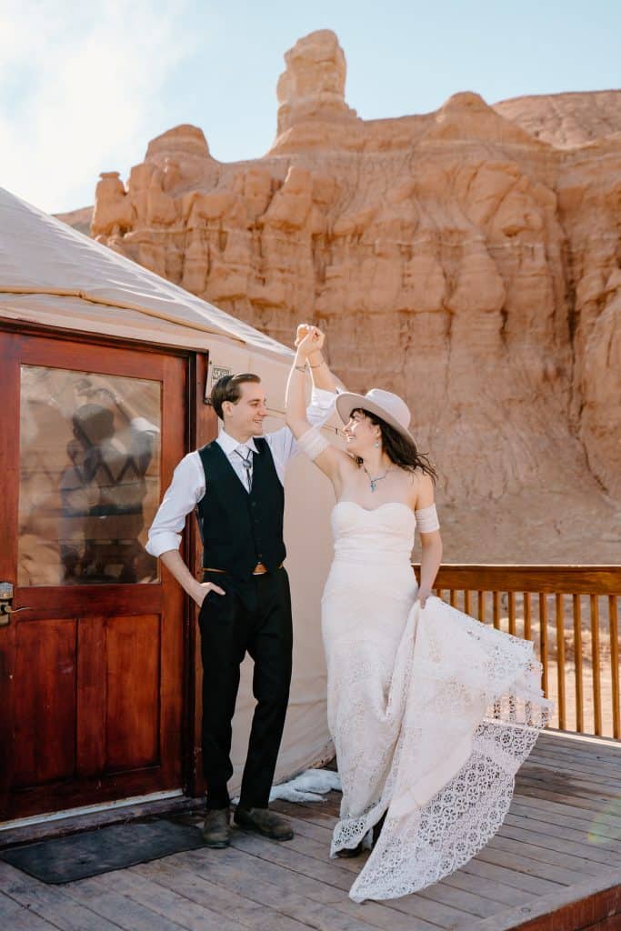goblin-valley-elopement-utah