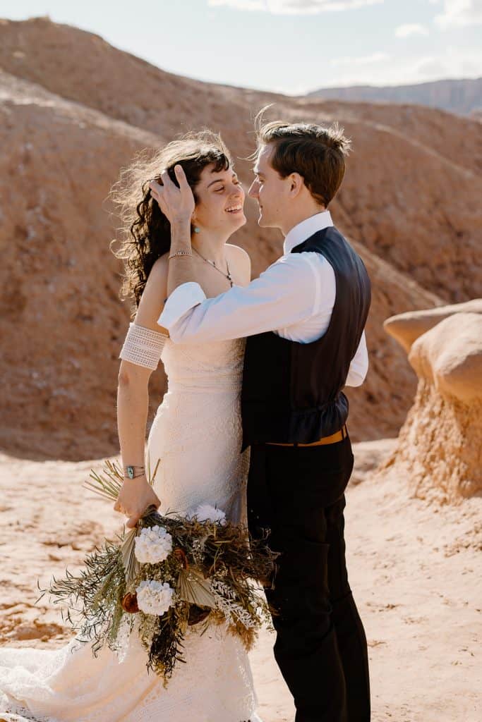 goblin-valley-elopement-utah