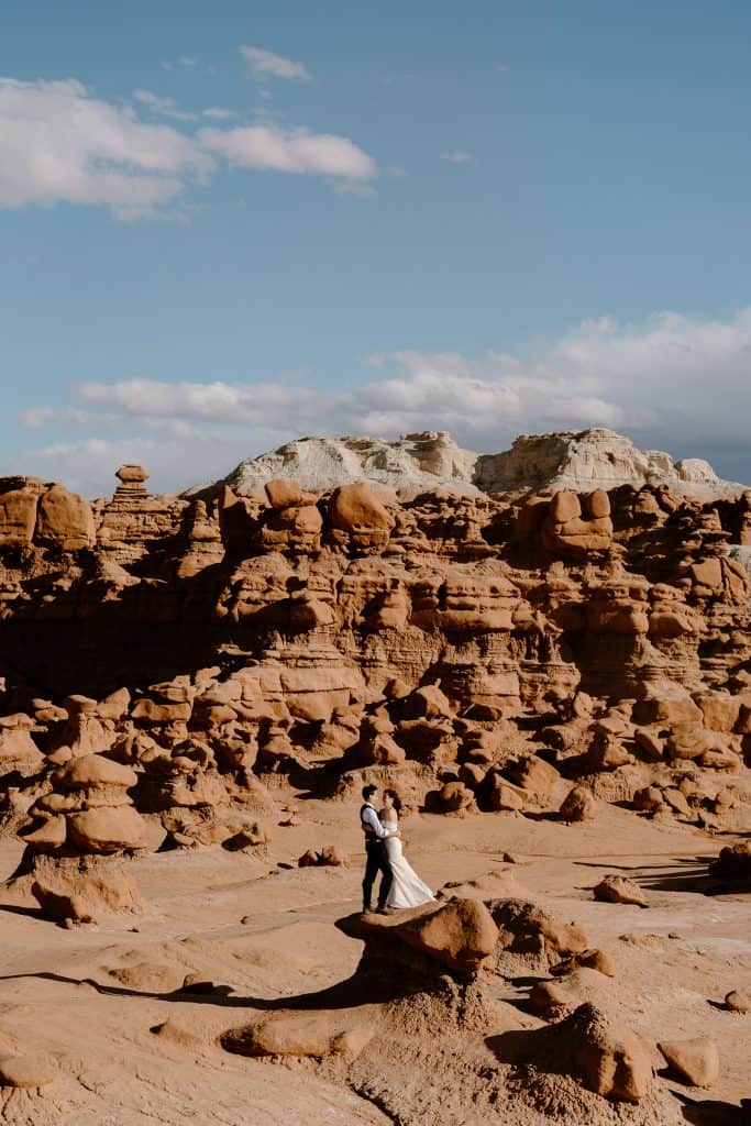 goblin-valley-elopement-utah