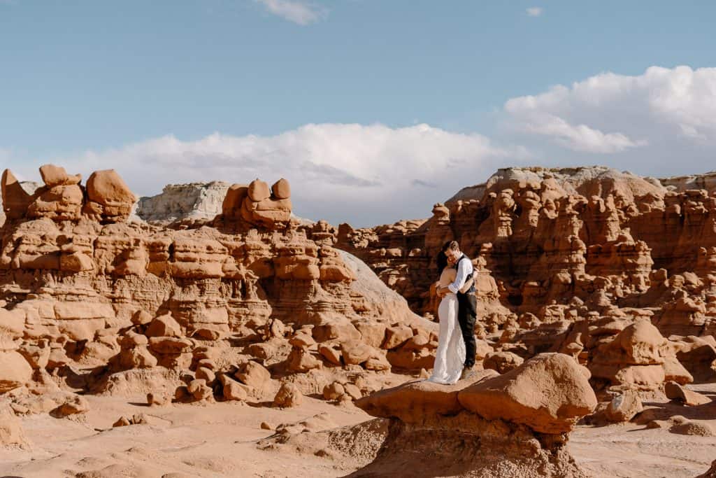 goblin-valley-elopement-utah