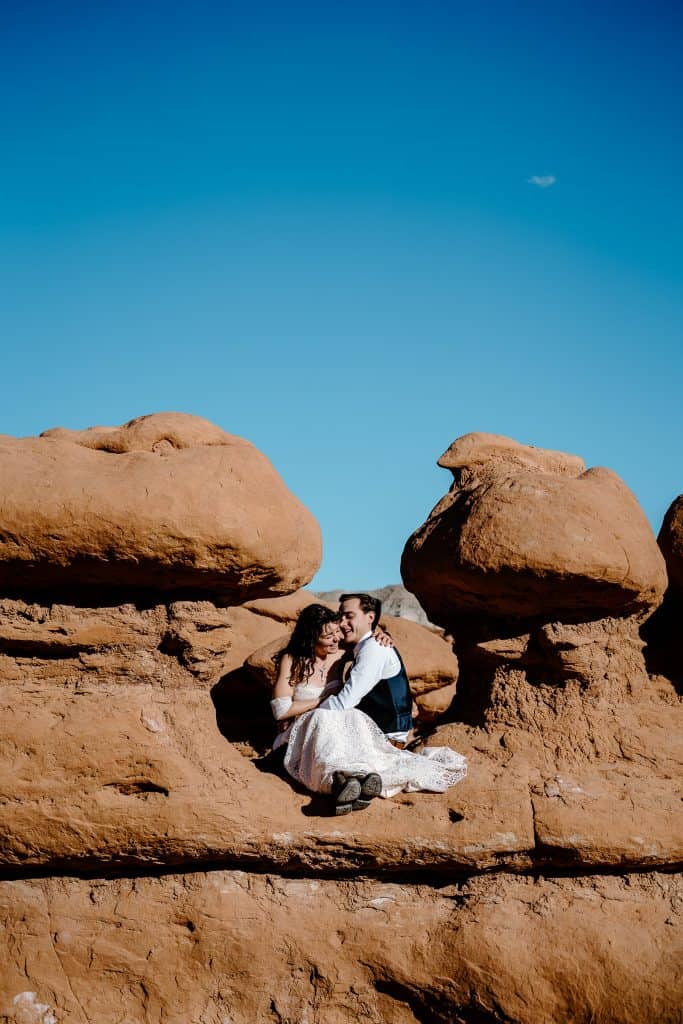 goblin-valley-elopement-utah