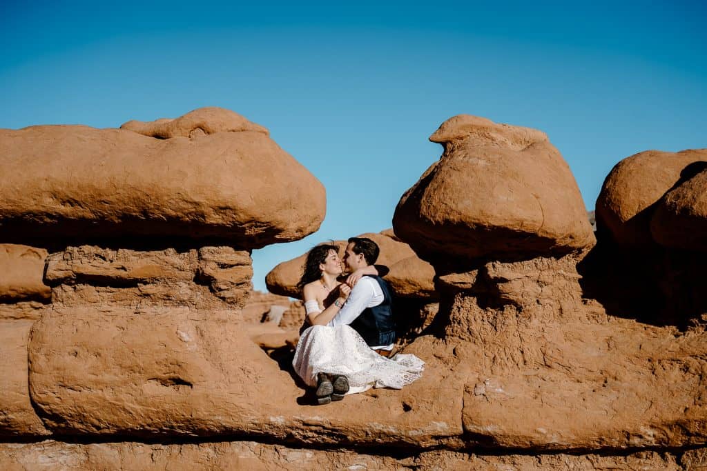 goblin-valley-elopement-utah