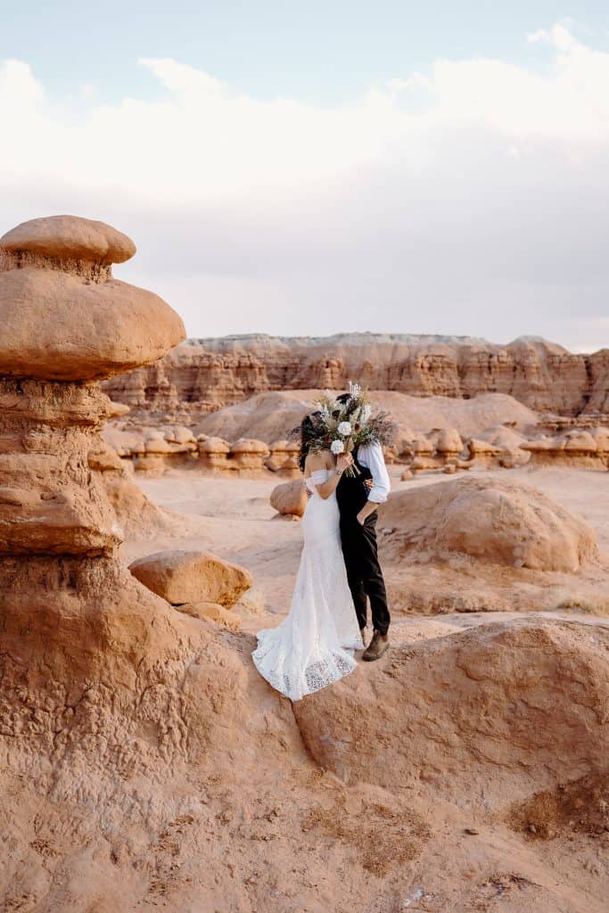 goblin-valley-elopement-utah
