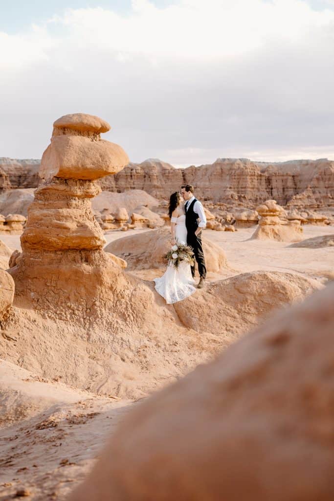 goblin-valley-elopement-utah