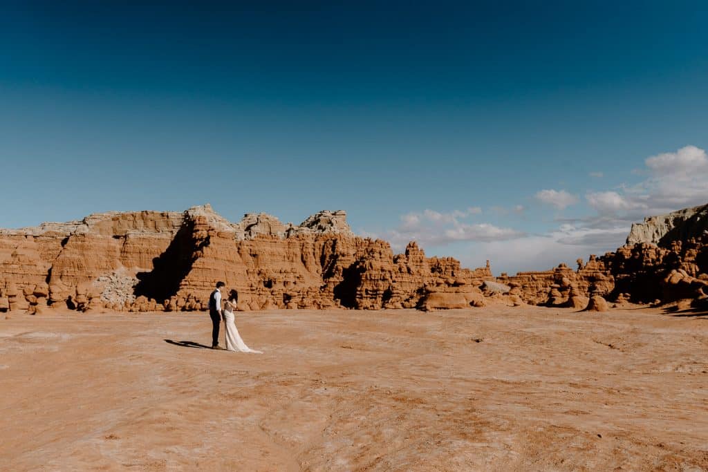 goblin-valley-elopement-utah