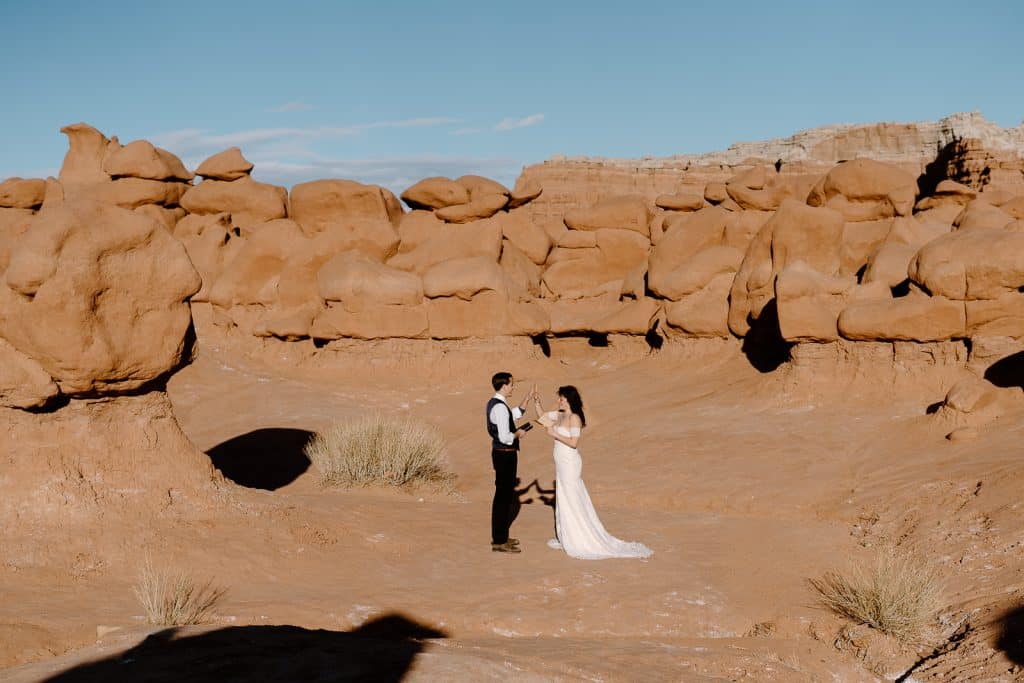 goblin-valley-elopement-utah
