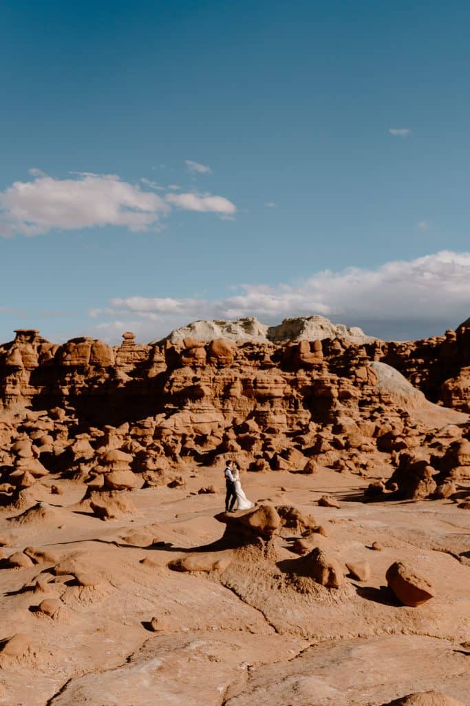 goblin-valley-elopement-utah