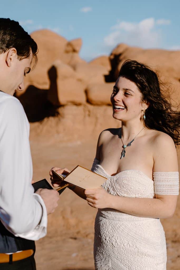 goblin-valley-elopement-utah