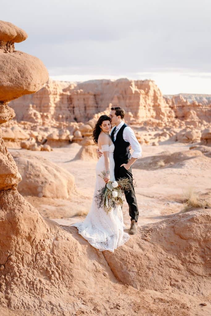 goblin-valley-elopement-utah