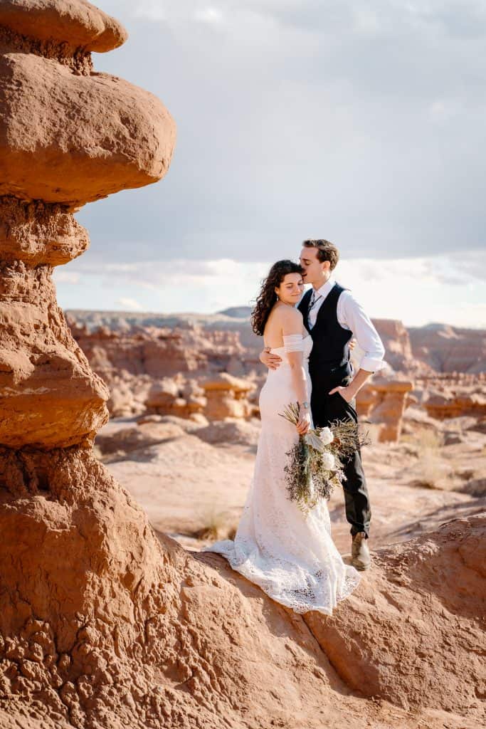 goblin-valley-elopement-utah
