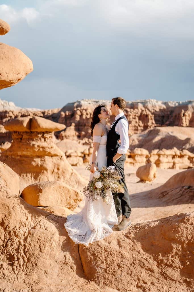 goblin-valley-elopement-utah