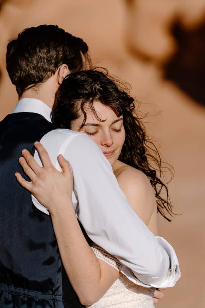 goblin-valley-elopement-utah