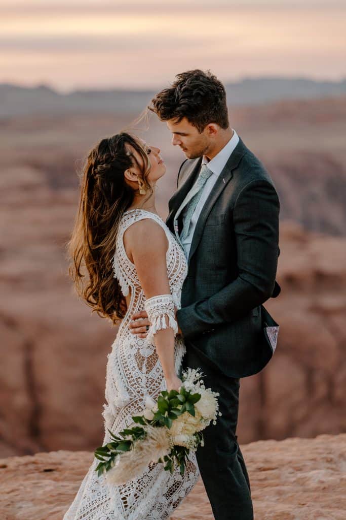 horseshoe-bend-arizona-elopement