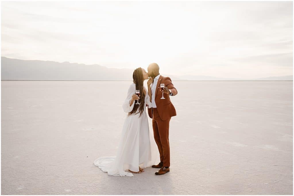 How to Elope at the salt flats in utah