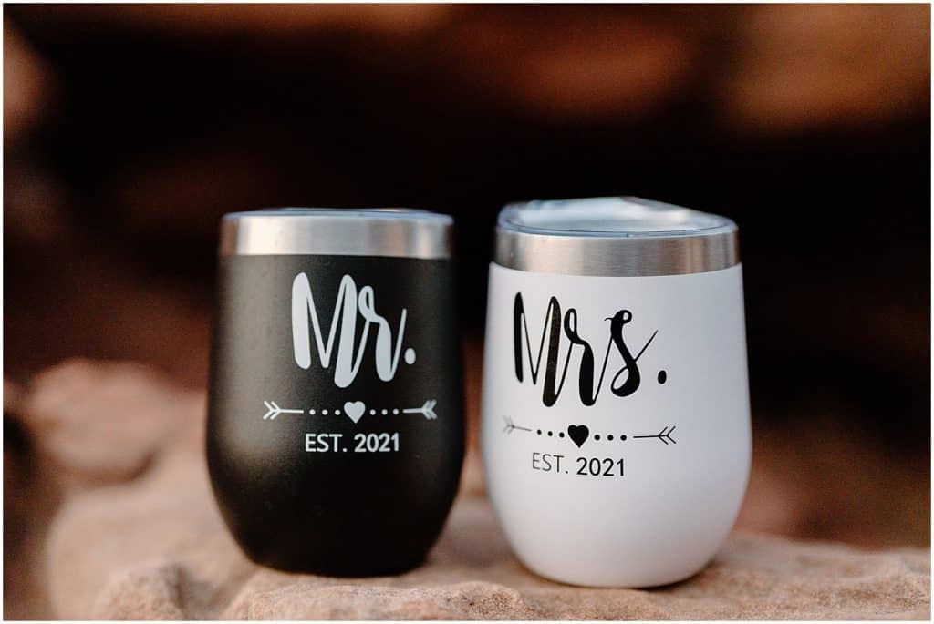 Zion Elopement mr and mrs thermos 
