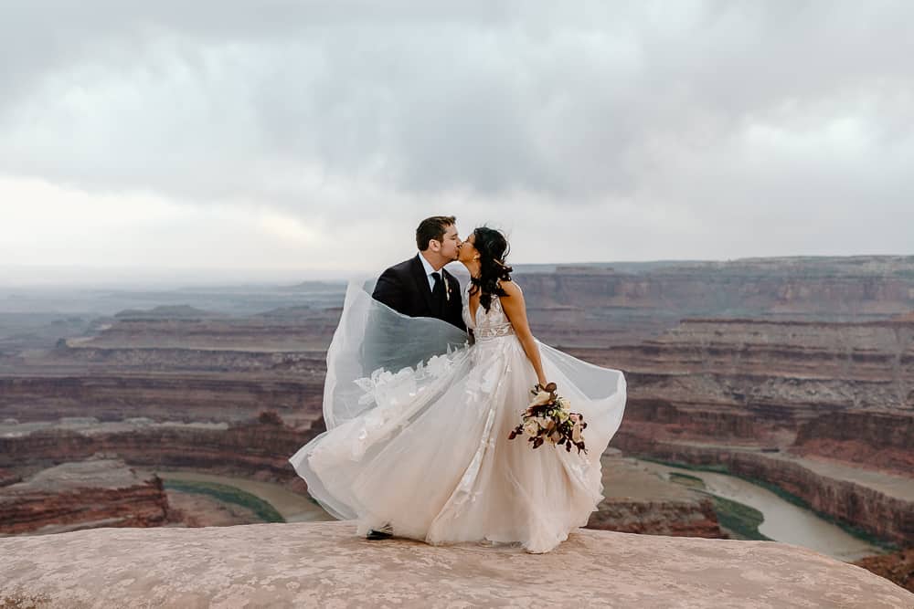 moab-elopement-photographer