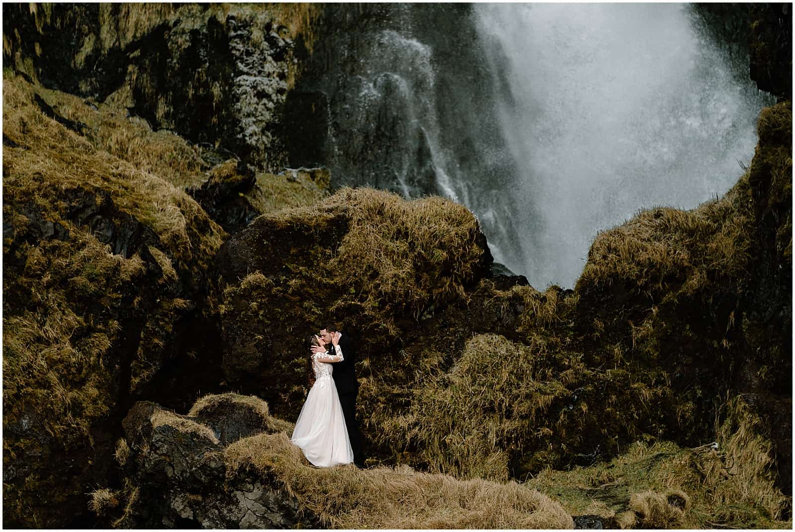 how to elope in Iceland