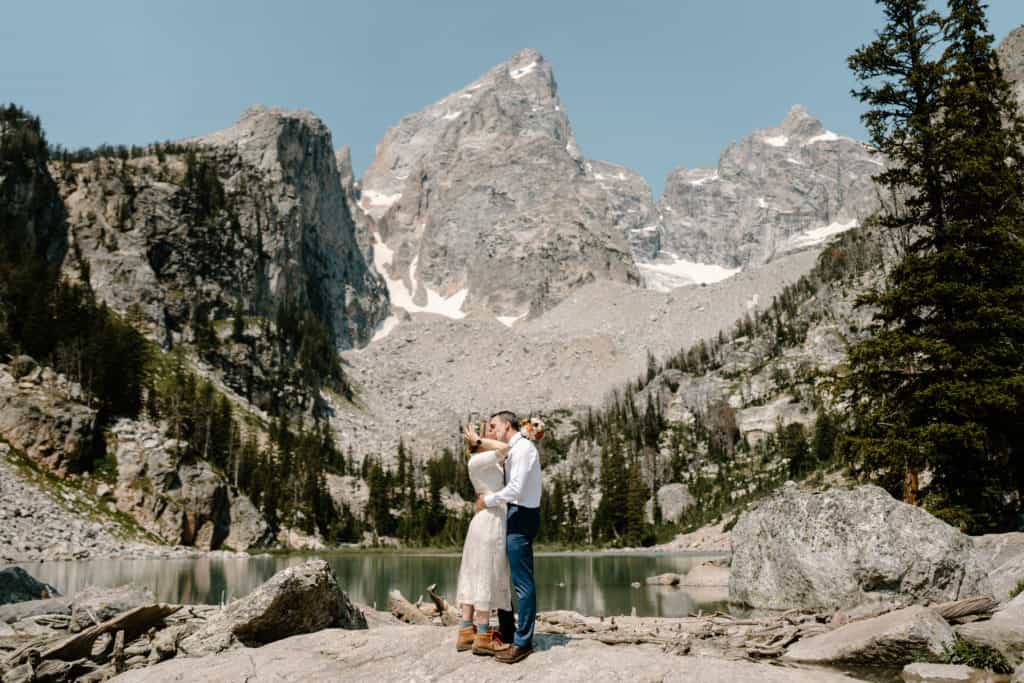 wyoming-elopement-photographer