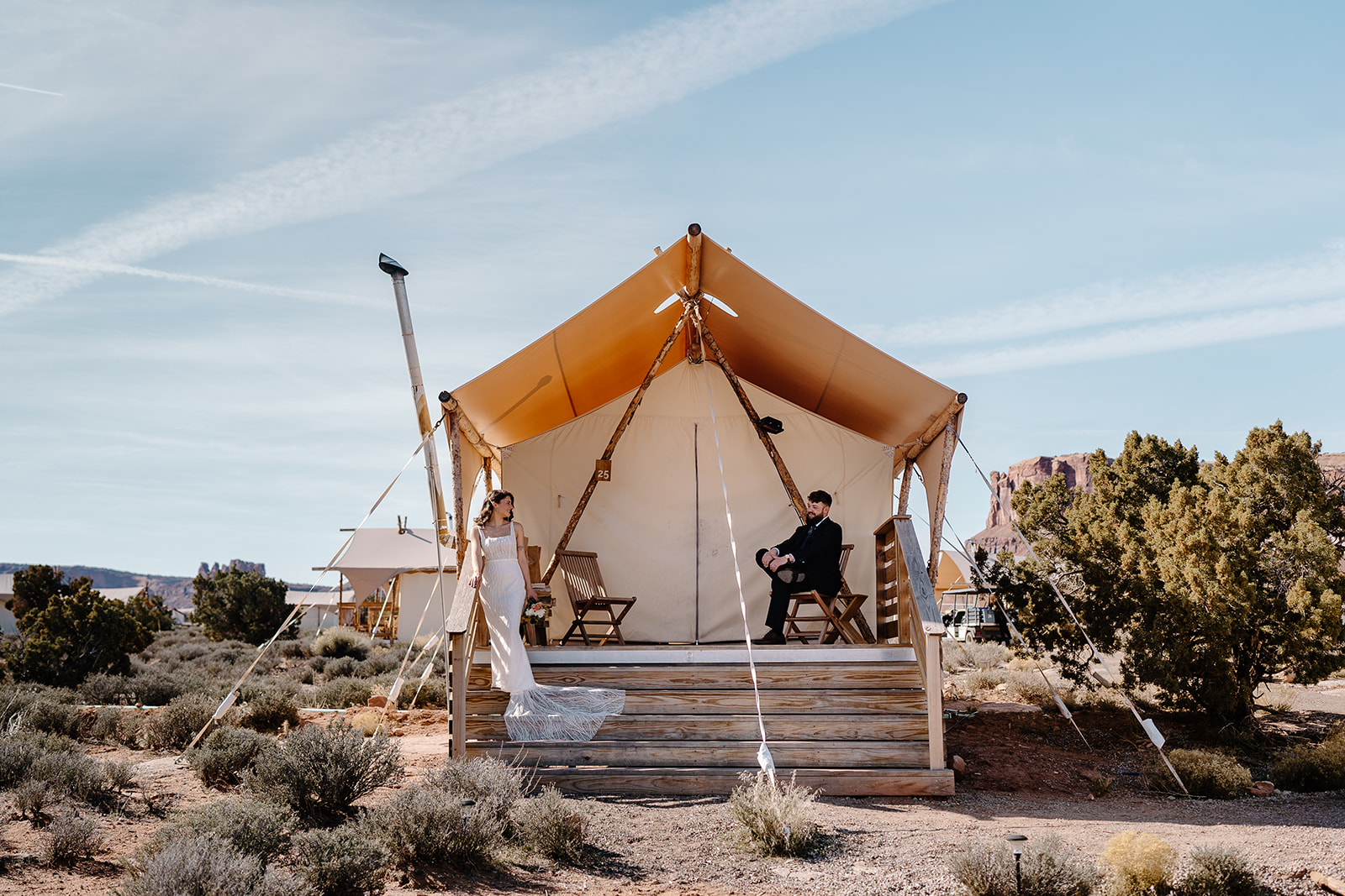 Adventure Elopement Inspiration & Intimante Wedding Ideas